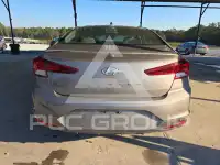 2020 Hyundai Elantra фото