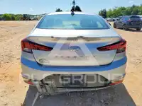 2020 Hyundai Elantra фото
