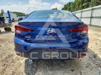 2020 Hyundai Elantra photo