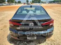 2020 Hyundai Elantra фото