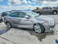 2020 Hyundai Elantra фото