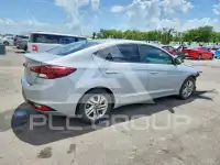 2020 Hyundai Elantra фото