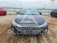2020 Hyundai Elantra фото