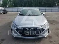 2020 Hyundai Elantra фото