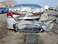 2020 Hyundai Elantra photo