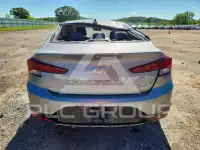 2020 Hyundai Elantra фото