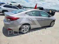 2020 Hyundai Elantra фото
