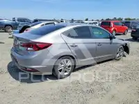 2020 Hyundai Elantra photo