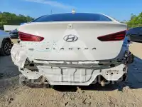 2020 Hyundai Elantra фото