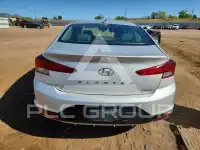 2020 Hyundai Elantra фото