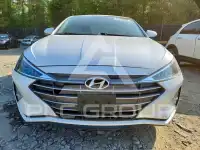 2020 Hyundai Elantra фото