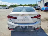 2020 Hyundai Elantra фото