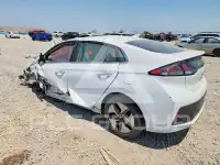2020 Hyundai Ioniq photo
