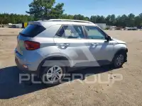 2020 Hyundai Venue фото