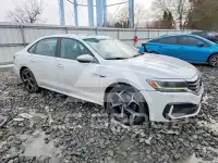 2020 Volkswagen Passat фото
