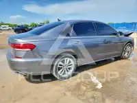 2020 Volkswagen Passat photo