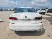 2020 Volkswagen Passat photo