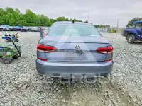 2020 Volkswagen Passat photo