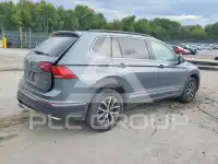 2020 Volkswagen Tiguan photo