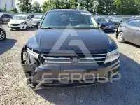 2020 Volkswagen Tiguan photo