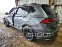 2020 Volkswagen Tiguan photo