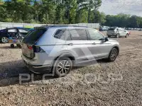 2020 Volkswagen Tiguan photo