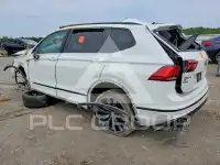 2020 Volkswagen Tiguan photo