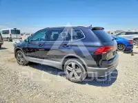 2020 Volkswagen Tiguan photo