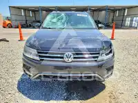 2020 Volkswagen Tiguan photo