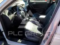 2020 Volkswagen Tiguan photo
