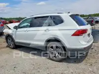 2020 Volkswagen Tiguan photo