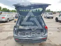 2020 Volkswagen Tiguan фото