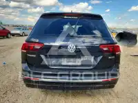 2020 Volkswagen Tiguan photo