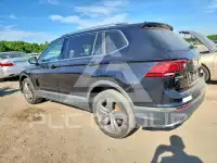 2020 Volkswagen Tiguan photo