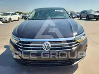 2020 Volkswagen Jetta photo
