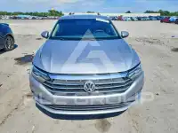 2020 Volkswagen Jetta фото