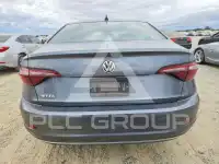 2020 Volkswagen Jetta photo