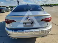 2020 Volkswagen Jetta фото