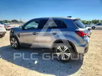 2021 Mitsubishi OUTLANDER photo