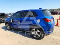 2021 Mitsubishi OUTLANDER photo