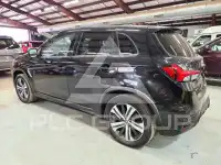 2021 Mitsubishi OUTLANDER photo