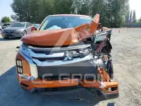 2021 Mitsubishi OUTLANDER photo