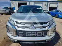 2021 Mitsubishi OUTLANDER фото