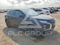 2021 Mitsubishi OUTLANDER photo