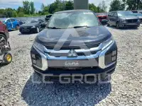 2021 Mitsubishi OUTLANDER фото