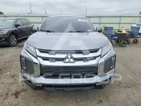 2021 Mitsubishi OUTLANDER фото