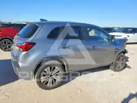 2021 Mitsubishi OUTLANDER photo
