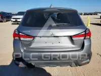 2021 Mitsubishi OUTLANDER photo