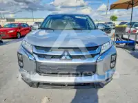 2021 Mitsubishi OUTLANDER фото