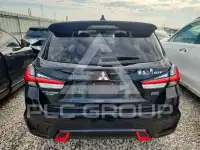 2021 Mitsubishi OUTLANDER photo
